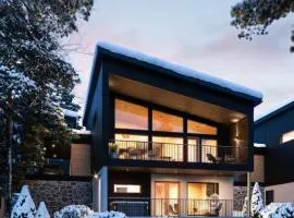 TAHKO LAKESIDE VILLA D 1