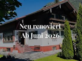 Familienparadies - Chalet Hoamatl, Hotel in Achenkirch