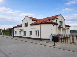 Apartamenty Nad Pilicą - Klimatyzacja - Sulejów、スレユフのホテル