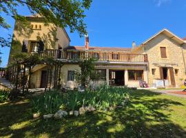 Les Pierres Du Périgord, hotel a Couze-et-Saint-Front