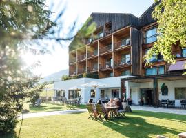 Hotel Tyrol, hotel em Funes