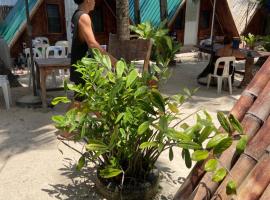 Sea Breeze Camp, hotel en Siquijor