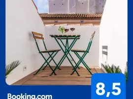 Living4Malaga Suite Flamingo Apartment