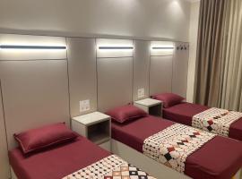 Fabuleux appartements à Canastel & Akid Lotfi, hotel a Orà
