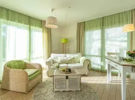 SEASIDE APARTMENTS - DREAMY GREEN