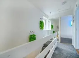Affordable Single Room LS16 Near Leeds