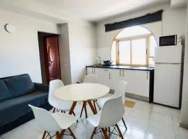 TABLERO 403, ENCANTADOR Apto 8 pax cerca PLAYA DEL INGLES
