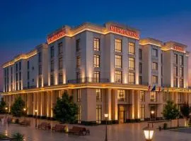 Garnet Mir Airport Hotel