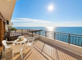 Messambria Fort Beach Premium Apartments with Sea or Mountain View โรงแรมในเอเลนีเต