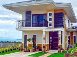 Bohol Ramyer Villa, hotel in Totolan