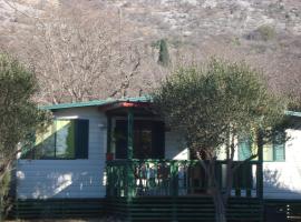 Mobile Homes Vila Punta, glamping site in Šibuljina