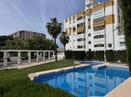 Spacious Apartment with 3 pools very central