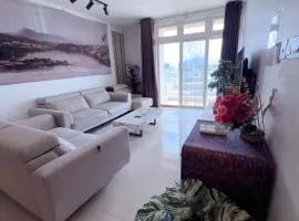 Luxury River View 3BR Riverine Sapphire