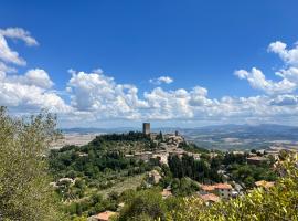 Montecatini Val di Cecina में, होटल Casina Orione