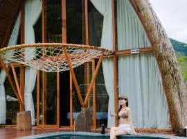 Leaf Village & Farm Làng Lá