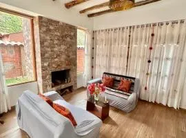 Large house in Pisac - quiet, stylish with fireplace