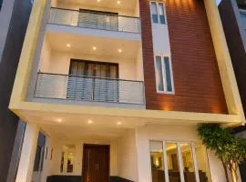 Villa The Aquarius Retreat-Near Mayajaal Multiplex