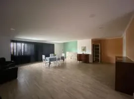Departamento cómodo y totalmente equipado, ideal para familias, grupos o viajes laborales