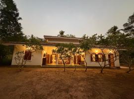 The Surveyor's Bungalow, Hotel in Udugampola
