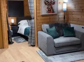 The Stags Den - North Coast Luxury Pods