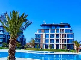 Sea Breeze Polo Residence