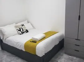 Modern Ensuite Room in Andover, Hampshire