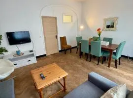 Central Antwerp Apartment near Meir & Station