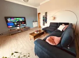 Panoramic Terrace & Sea View Flat with Free Parking