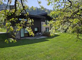 Quader Nidi nel Verde Authentic Farm Stay in the Italian Alps, hotel a Bienno