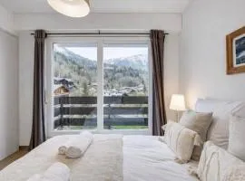 Apartment with balconies at the foot of the slopes