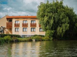 Hotel Rokoko Košice - free parking, Hotel in Košice