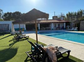 Coruche - T2 com piscina, hotel sa Coruche