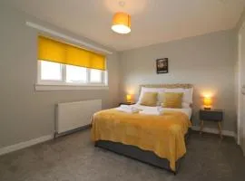 Free Parking- Sleeps 5 -3 Bedroom - City Centre