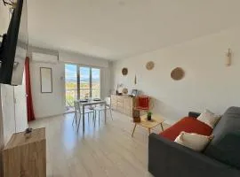 Charmant studio bohème vue sur Fréjus et Montagnes