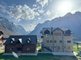 Moonlight House, hotel i Vusanje