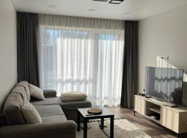 Modern apartment with Free parking - 10 min to airport, 15 min Center, hotel a VNO