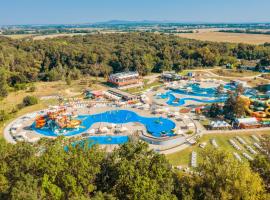 Aquasolis Spa Hotel, hotel v Poľnom Kesove