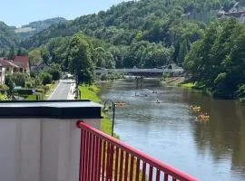 Riverside Luxury Apartments & Café - Bohemian Paradise on the Greenway Jizera