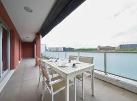 Family Retreat with Views, Terrace & Parking