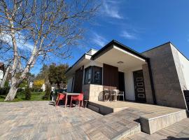 KutyaGazdi Apartman, Hotel in Balatonfenyves