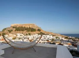 Villa Qupi, sleeps 12, Fully Air-conditioned, stunning views of the Acropolis!
