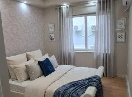 Pireaus platinum rooms & suites