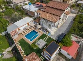 Villa Lejzo - Swimming Pool