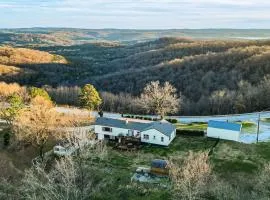 Hilltop House at Busch Mountain-Stunning View