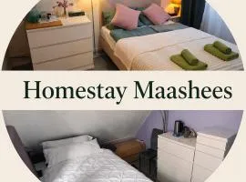 Homestay Maashees
