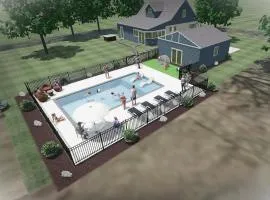 Towering Oaks Cottage