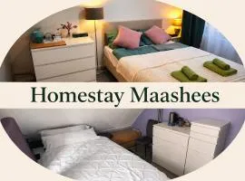 Homestay Maashees