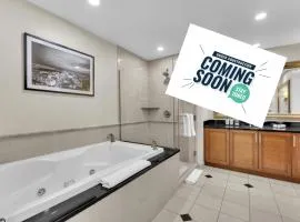 Luma Vera Penthouse Sanctuary Strip Views