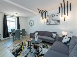 3BR Home in Holyhead - 6 Beds - Sleeps 7 - Parking