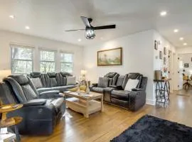 Walk to Osceola Lake! Family-Friendly Home